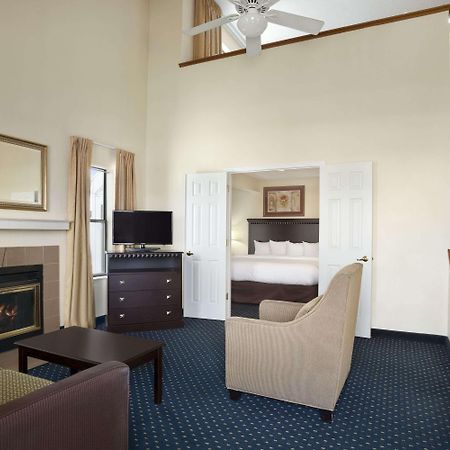 Hawthorn Extended Stay By Wyndham Fort Wayne Exterior photo